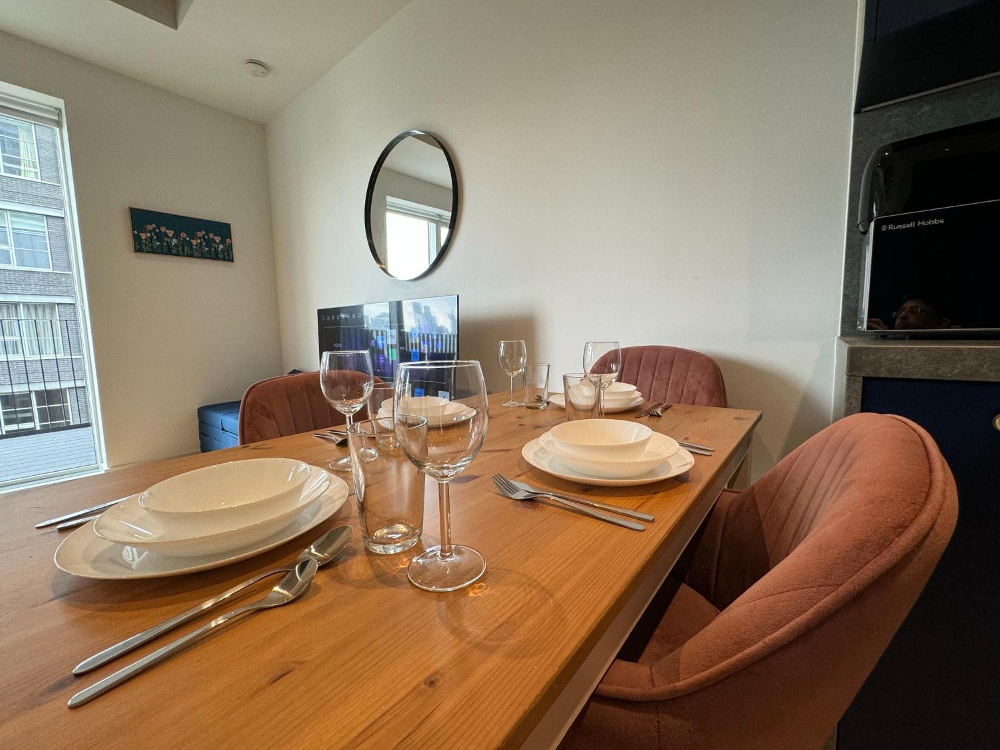 London Luxury Flat With Balcony, River View, O2 Arena, Excel, Canary Wharf, Station Apartment Luaran gambar