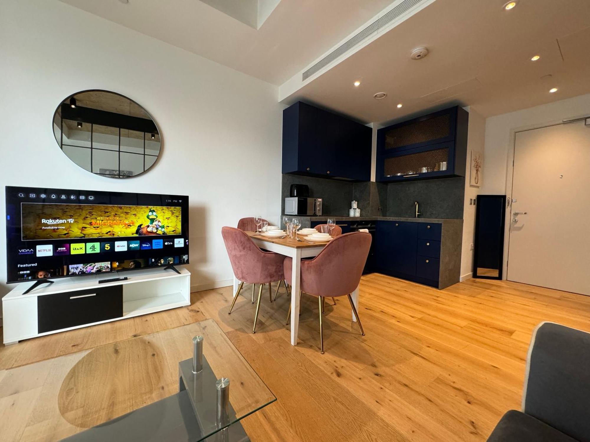 London Luxury Flat With Balcony, River View, O2 Arena, Excel, Canary Wharf, Station Apartment Luaran gambar