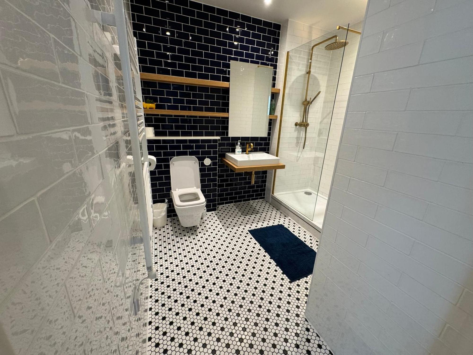 London Luxury Flat With Balcony, River View, O2 Arena, Excel, Canary Wharf, Station Apartment Luaran gambar